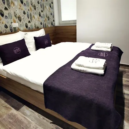 The Art House Apartment *